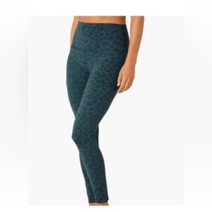 Beyond Yoga leopard leggings- M- NWT $99 retail
